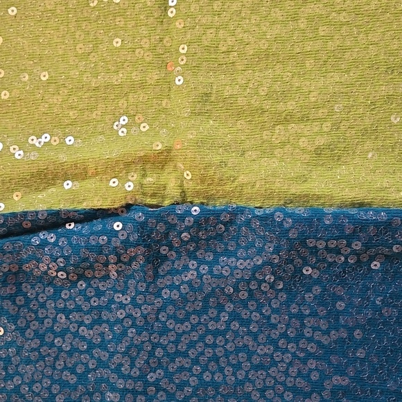 Tank Tops - Picture 4 of 4